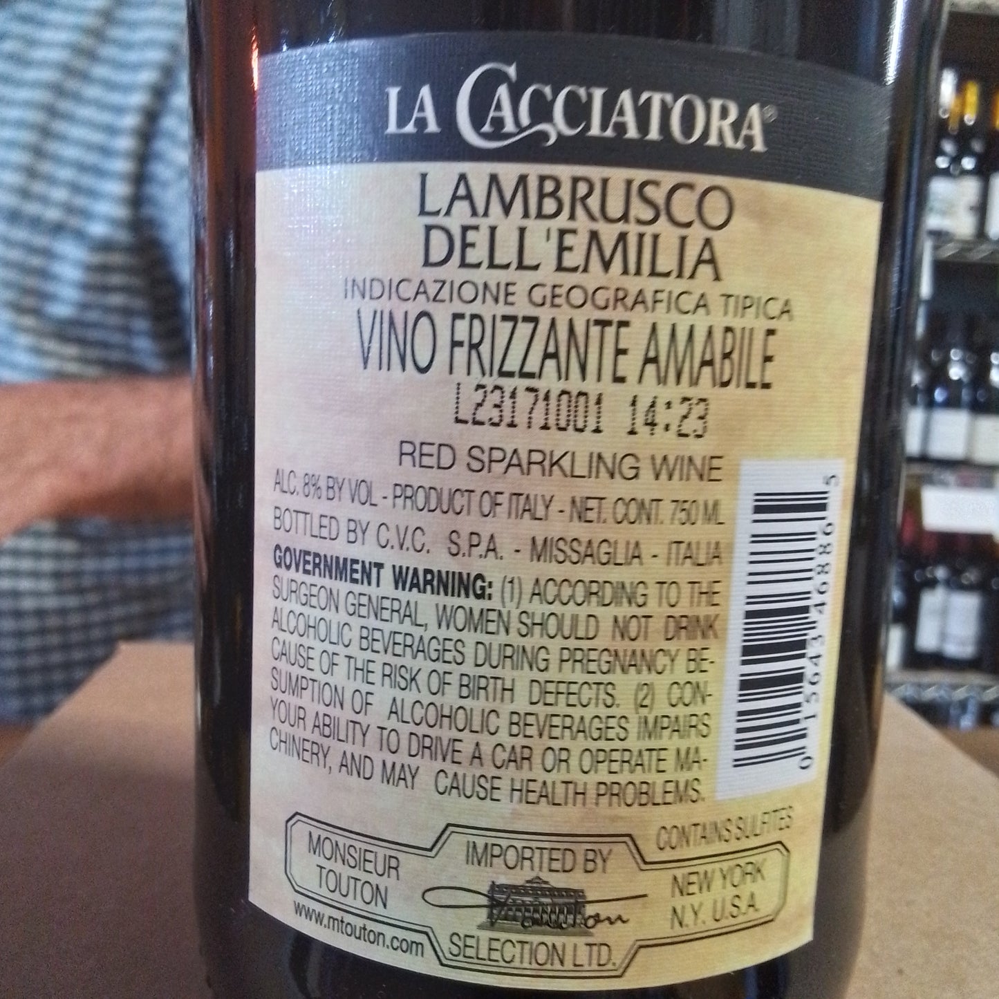 LA CACCIATORA NV Lambrusco dell'Emilia Amabile (Emilia-Romagna, Italy)