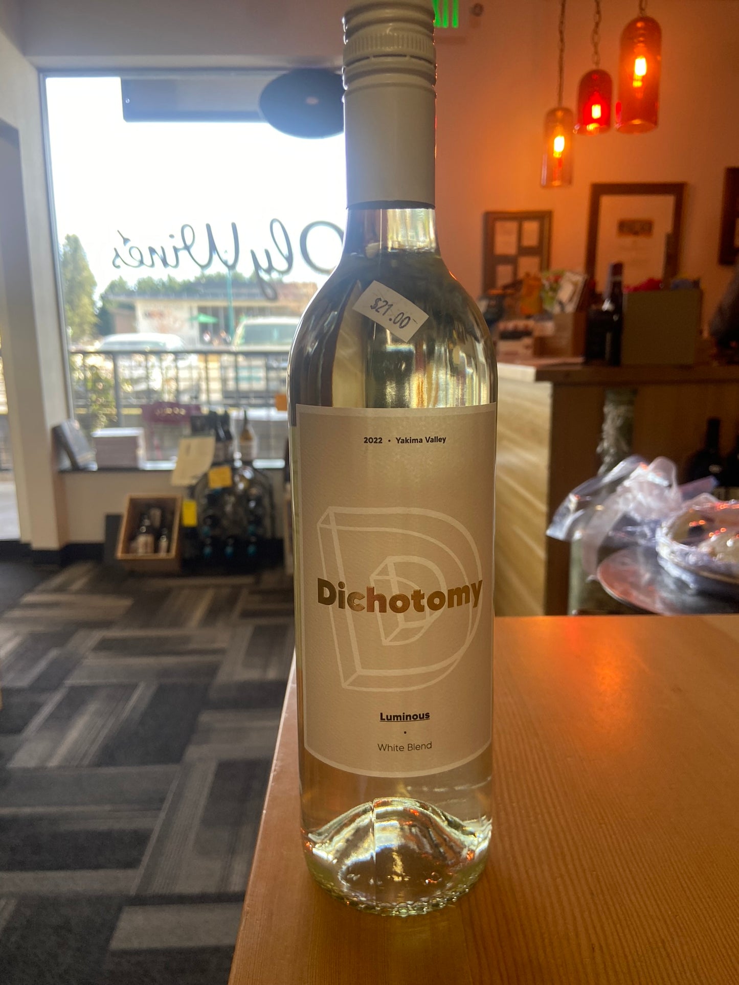 DICHOTOMY 2022 White Blend 'Luminous' (Yakima Valley, WA)