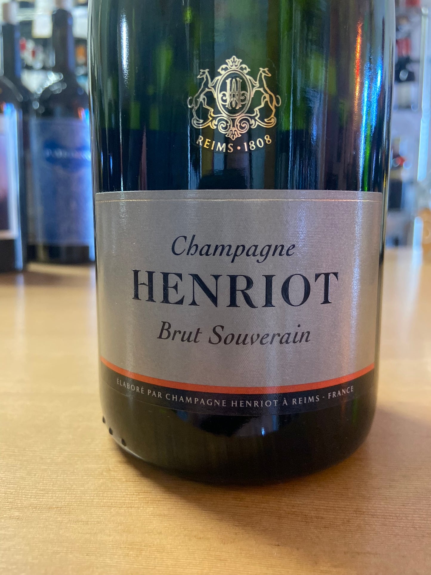 HENRIOT NV Champagne 'Brut Souverain' (Champagne, France)