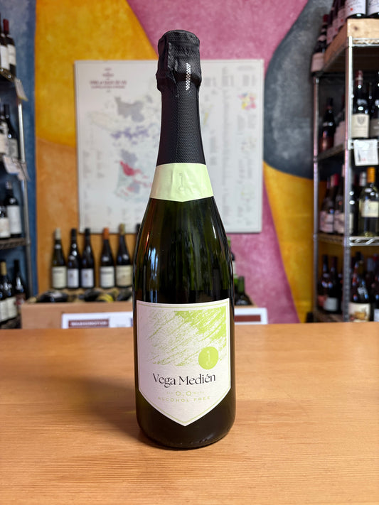 VEGA MEDIEN NV Non-Alc. Sparkling Wine (Spain)