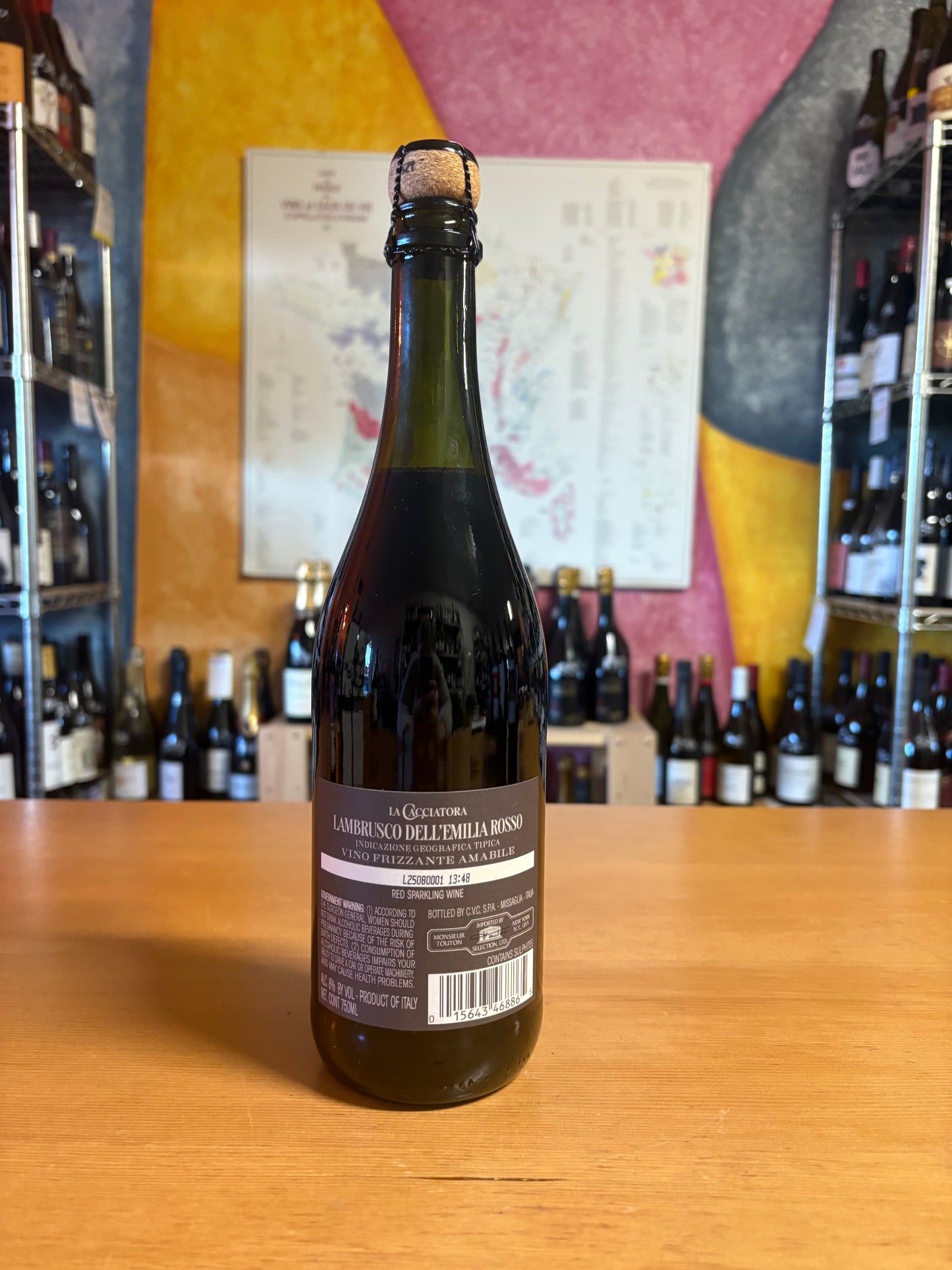 LA CACCIATORA NV Lambrusco dell'Emilia Amabile (Emilia-Romagna, Italy)